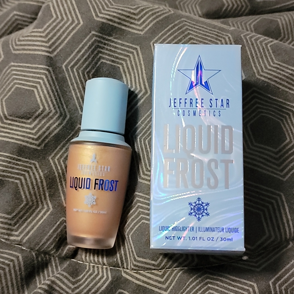 Jeffree Star Liquid Frost shade:Expensive